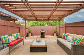 Inviting Poway Studio with Patio and Gas Grill!